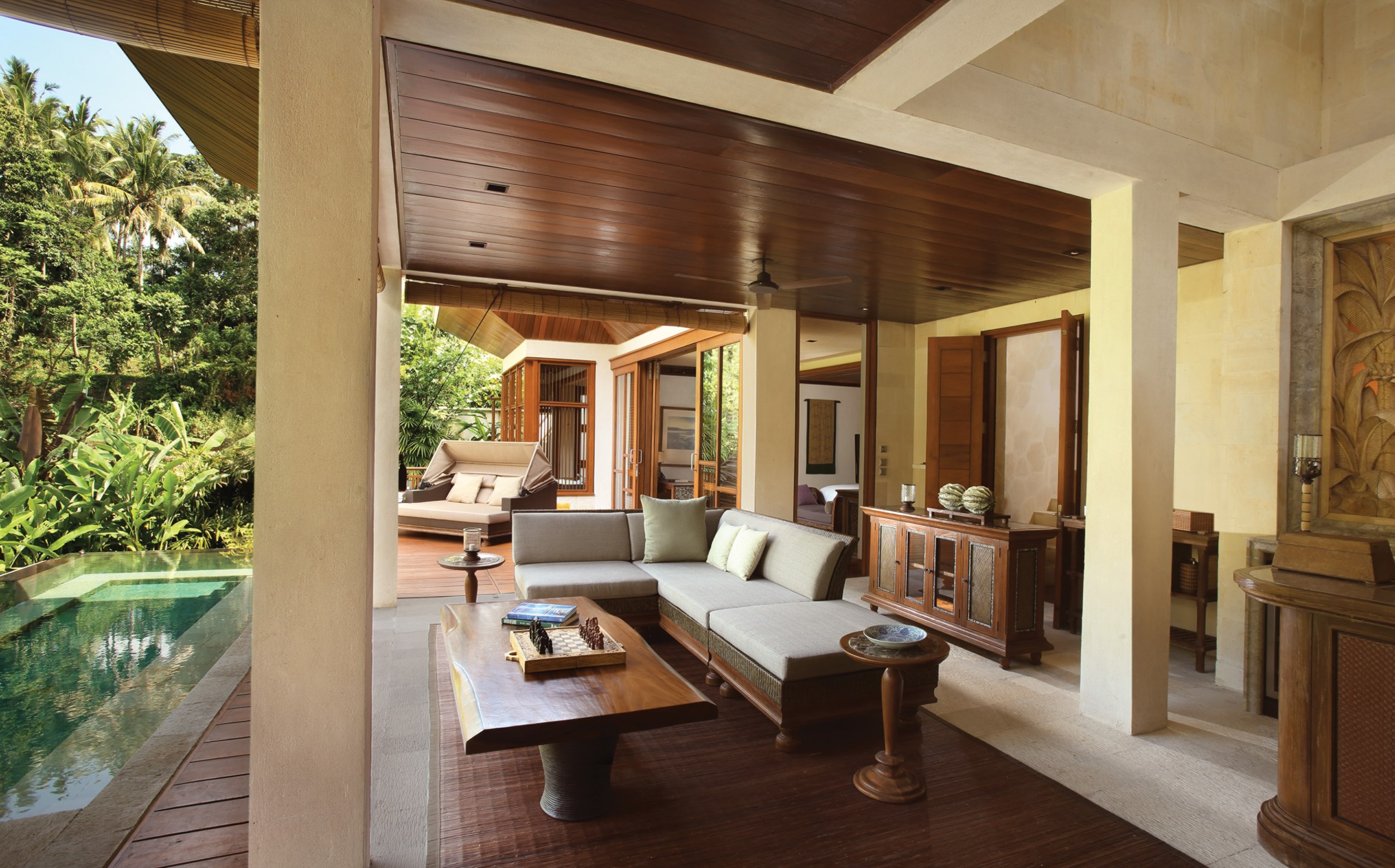 Ihre Villa im Teakholzdesign