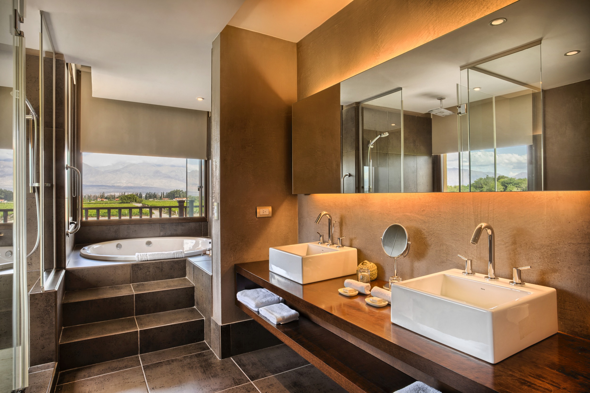 Das edle Badezimmer der Suiten