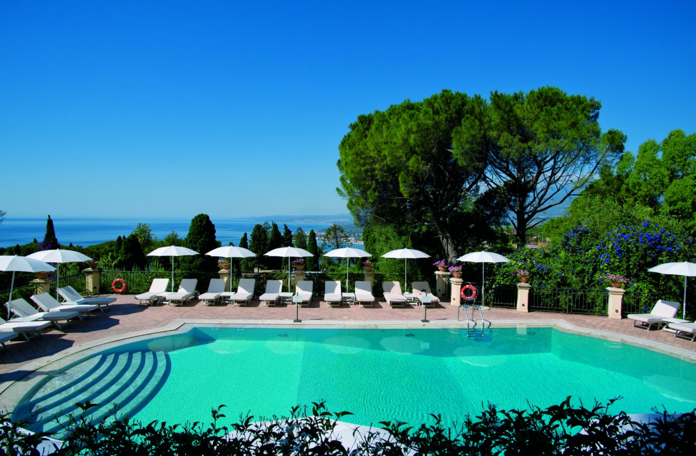 Entspannen Sie am Pool