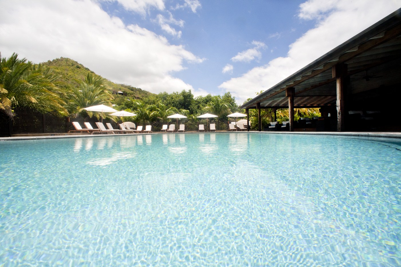 Entspannen Sie am Pool 