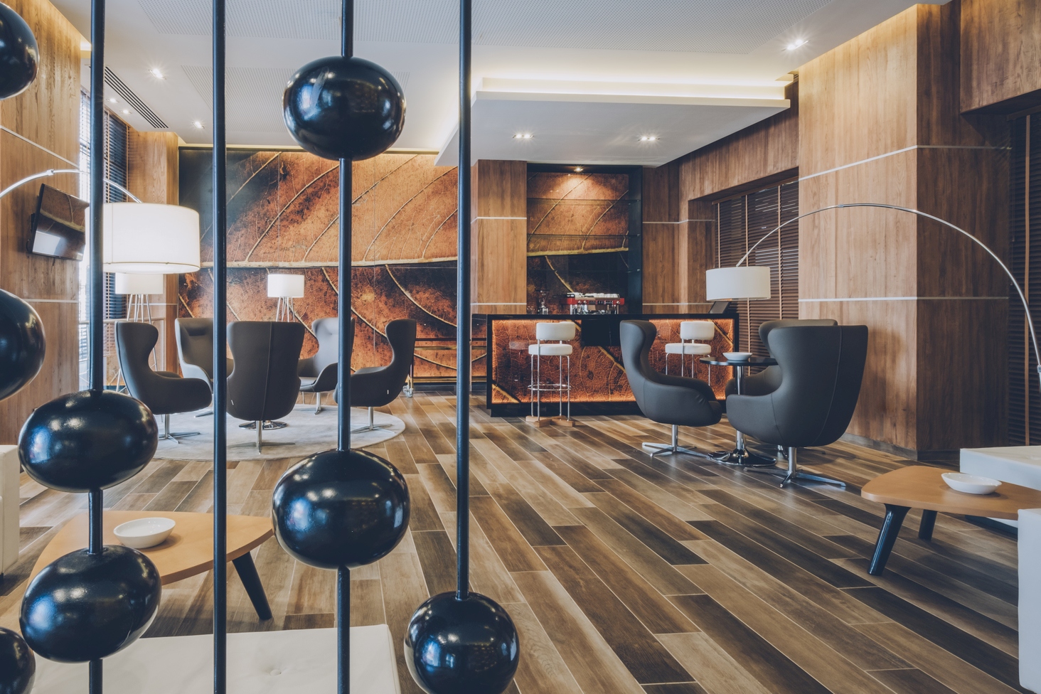 In der Los Caprichos Zigarrenbar können Sie eine köstliche Havanna-Zigarre und Ihren Lieblingsdrink genießen