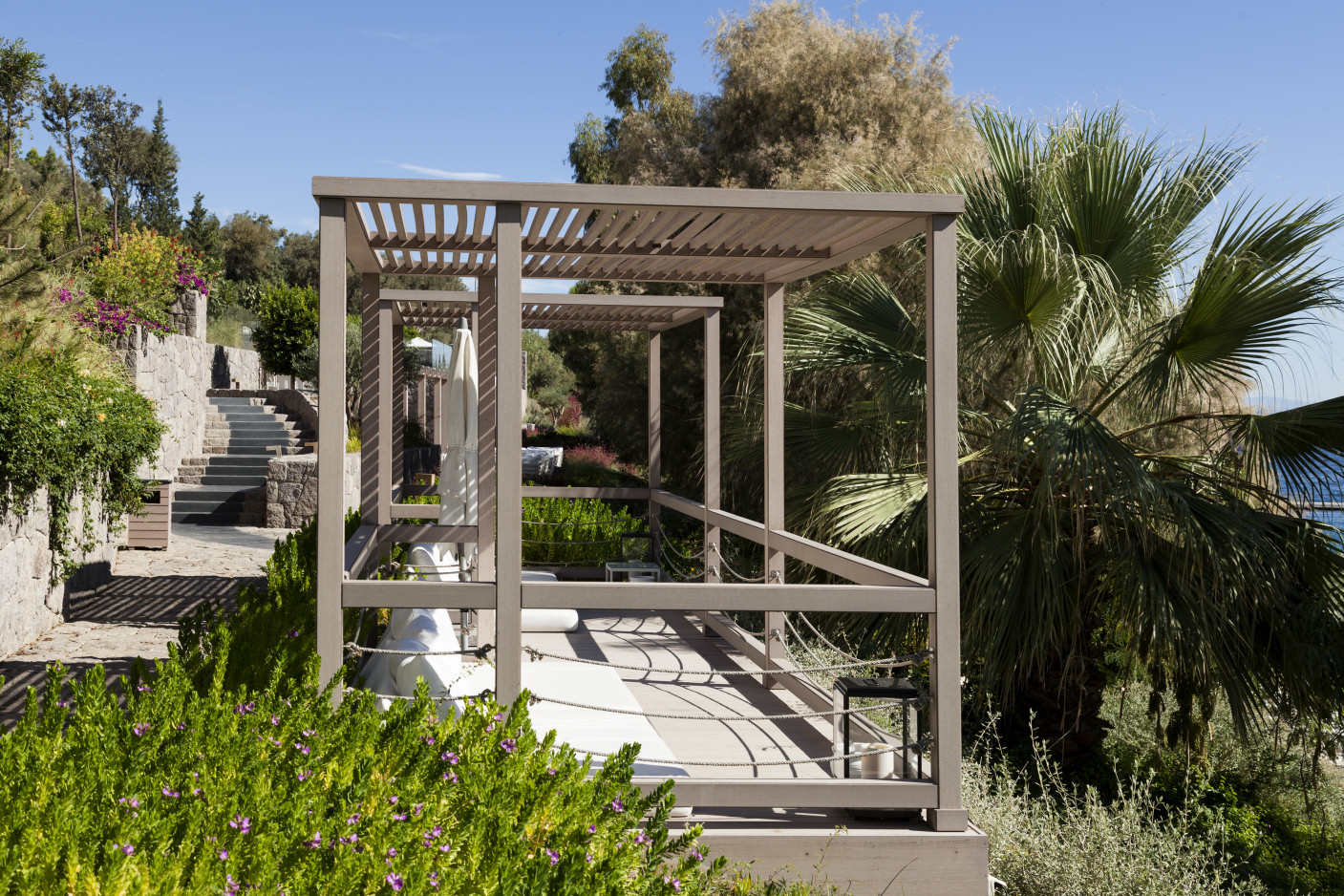 In Ruhe ein Buch lesen können Sie in den Cabanas