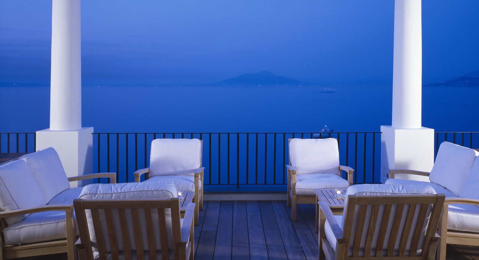 Entspannen Sie abends auf der Terrasse