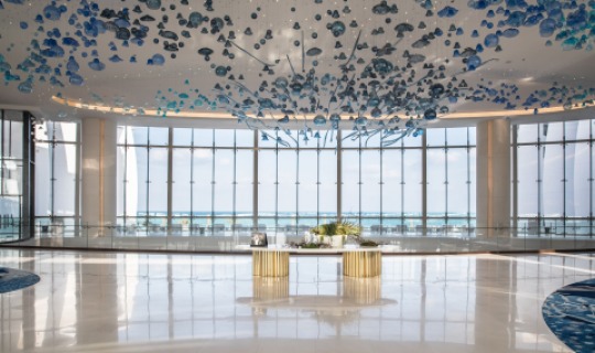 Das Jumeirah at Saadiyat Island Resort heißt Sie herzlich willkommen Das Jumeirah at Saadiyat Island Resort heißt Sie herzlich willkommen