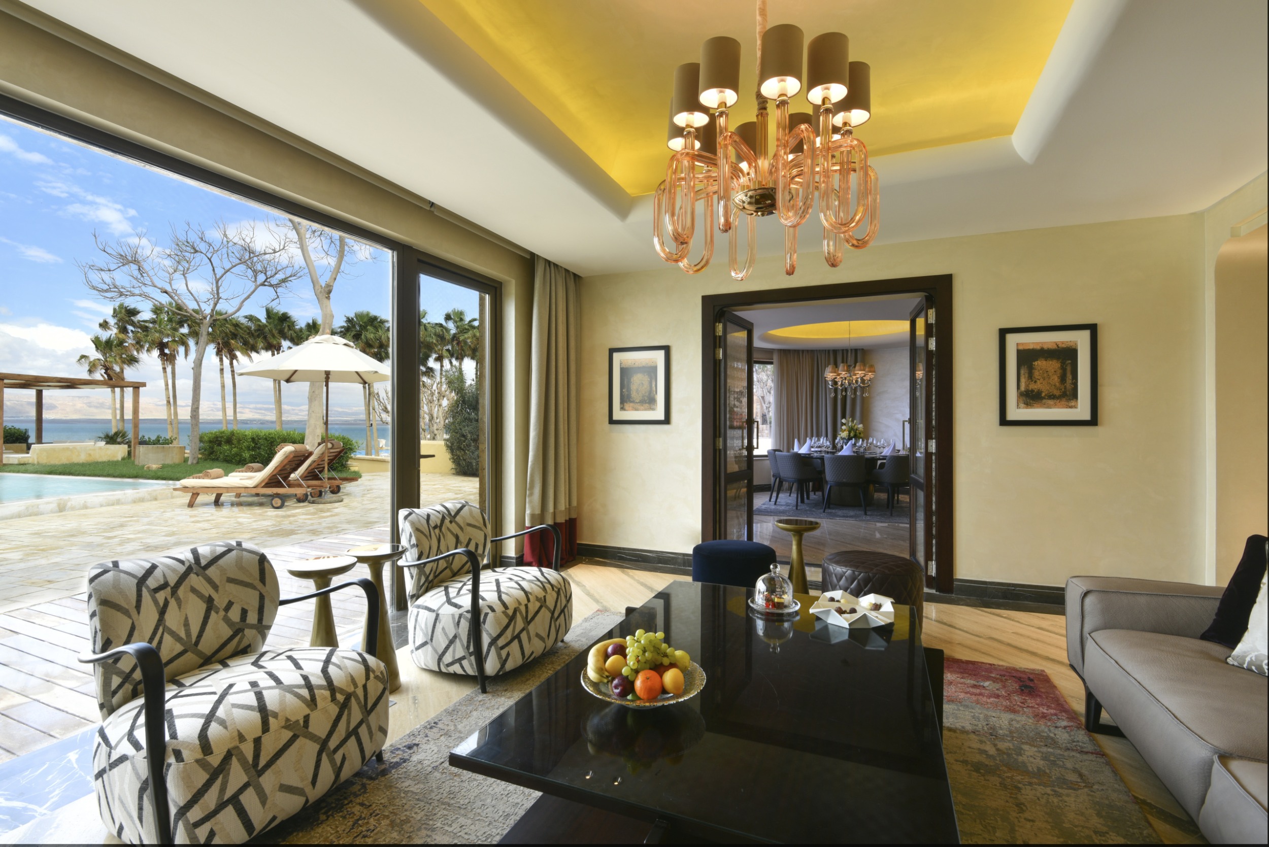 Eleganter Wohnbereich in der Royal Villa