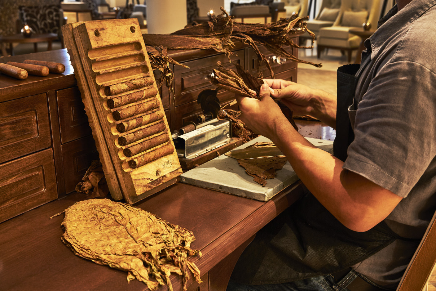 Kubanische Zigarren werden handgemacht