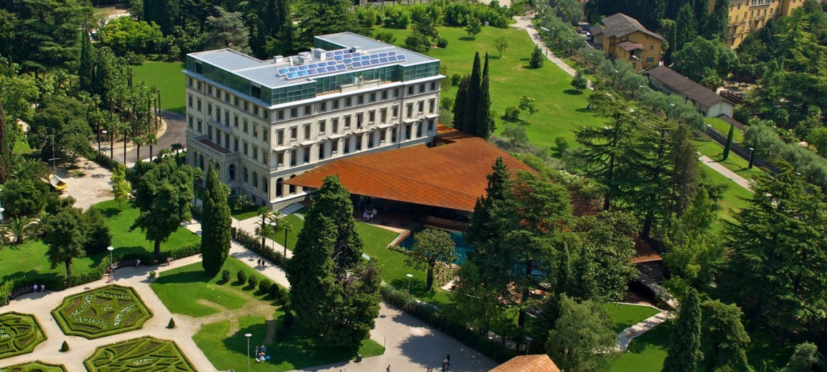 Herzlich Willkommen im Lido Palace