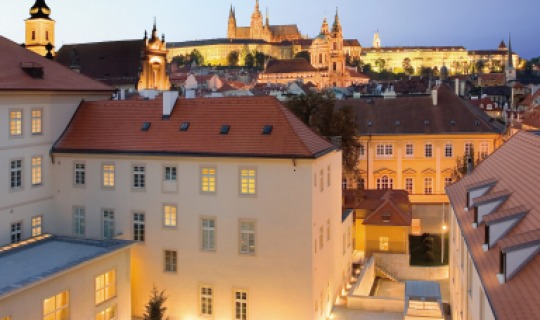 Das Mandarin Oriental Prag begrüßt Sie mitten in der Stadt Das Mandarin Oriental Prag begrüßt Sie mitten in der Stadt