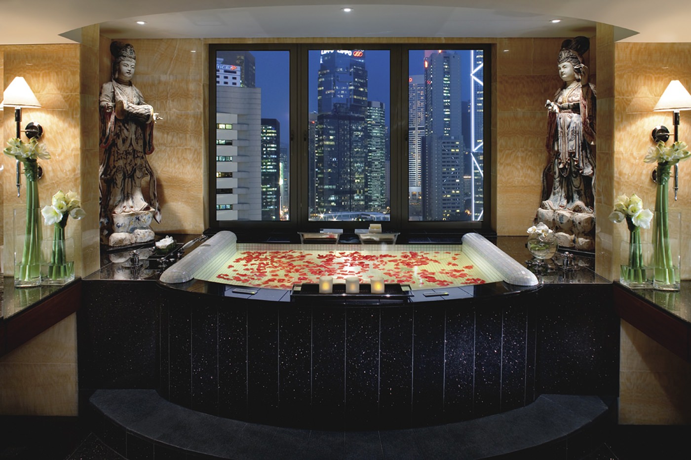 Willkommen im Mandarin Oriental Hongkong