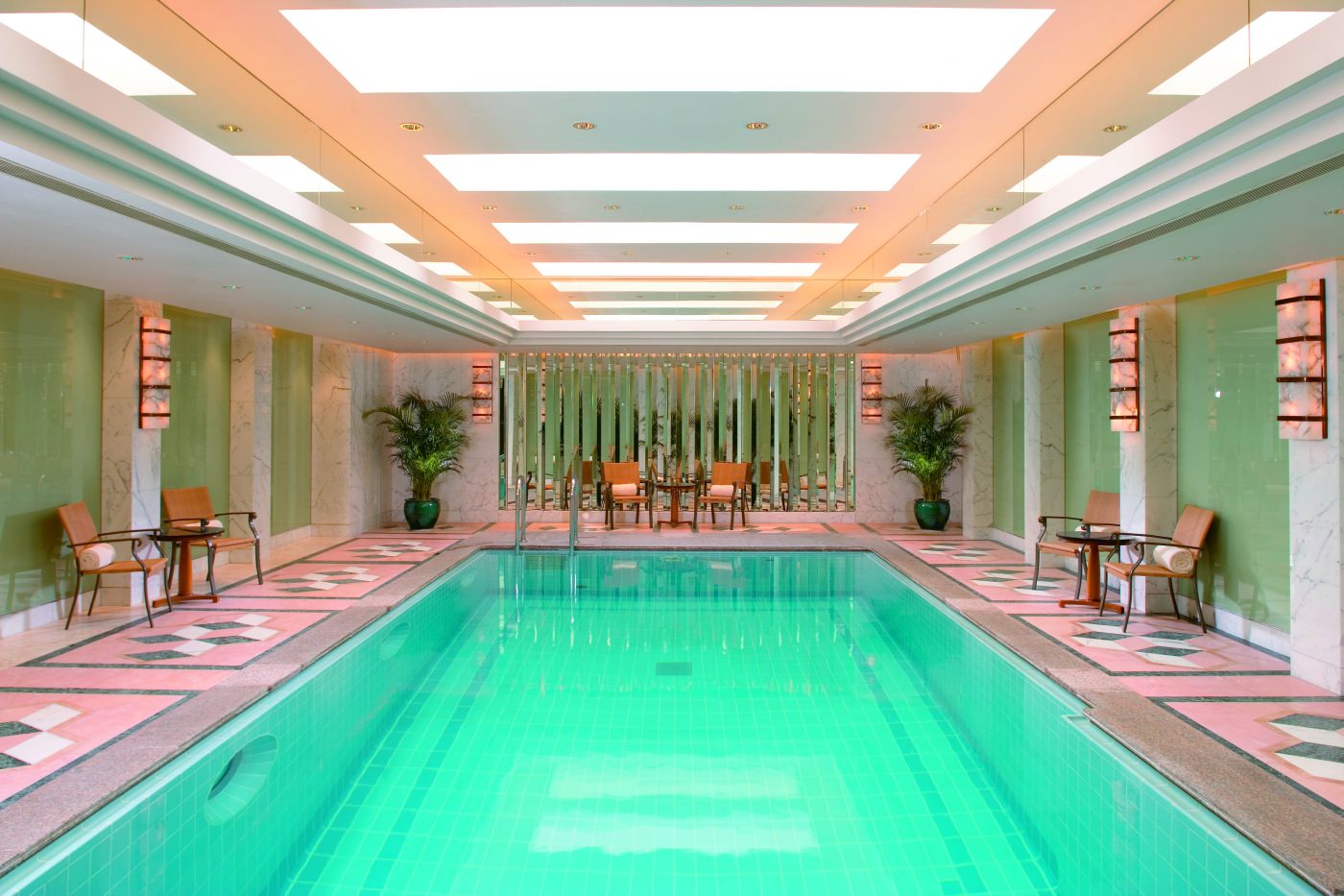 Entspannen Sie am wunderschönen Pool