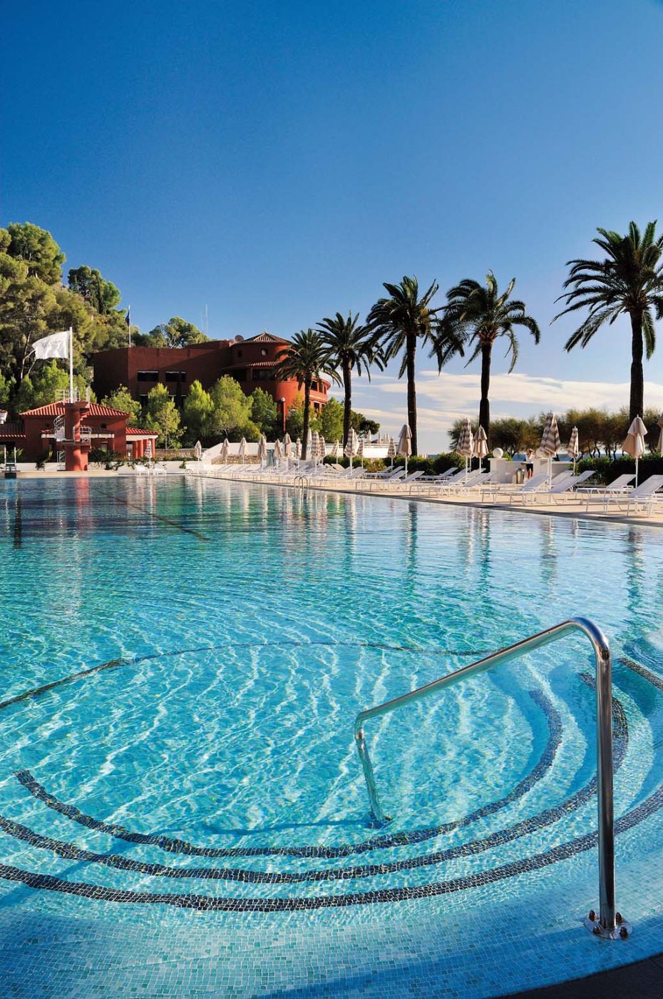 Entspannen Sie am Pool 