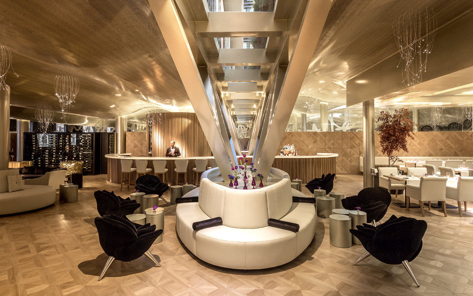 Die moderne Hallo Bar