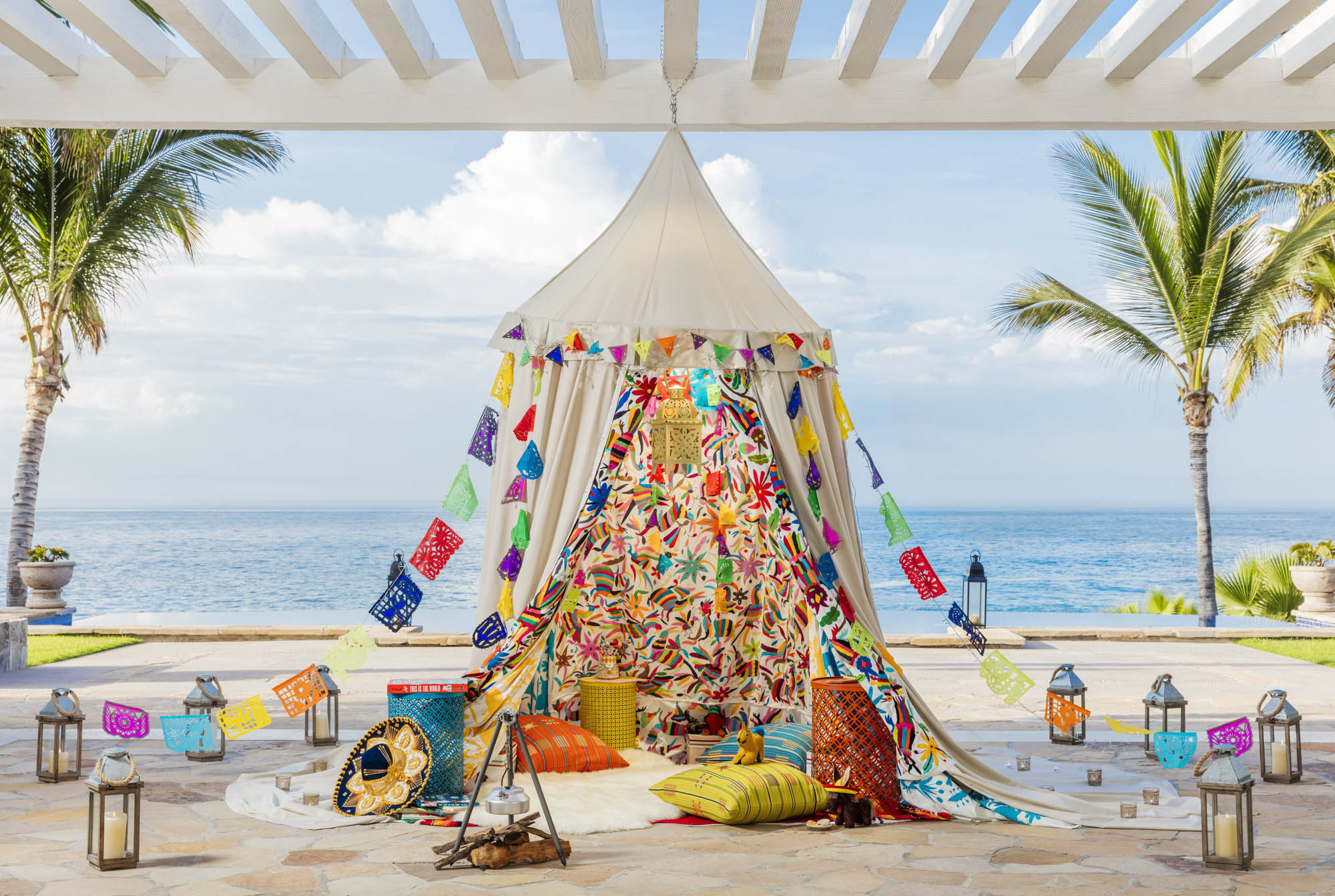 Farbenfrohe Elemente in der Villa Cortez