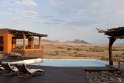 Herzlich Willkommen in der Okahirongo Elephant Lodge