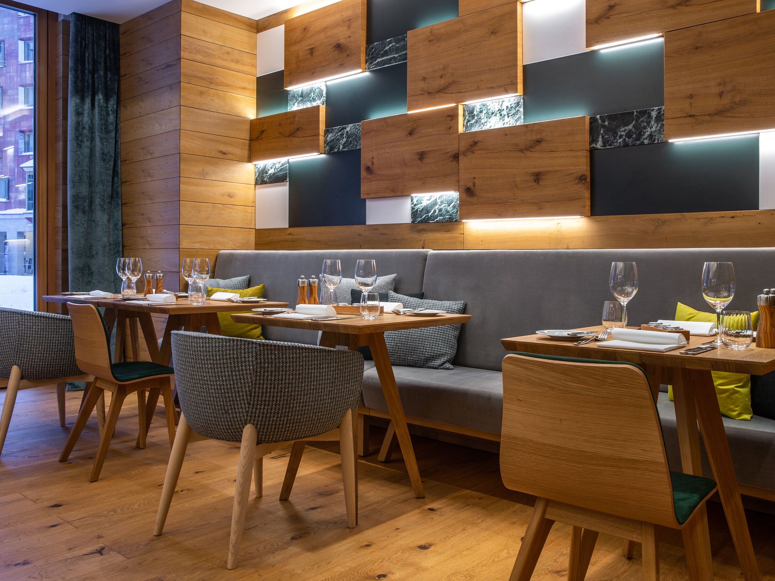 Besonders schmackhaft erleben Sie im Restaurant Spun die schweizerische und italienische Küche