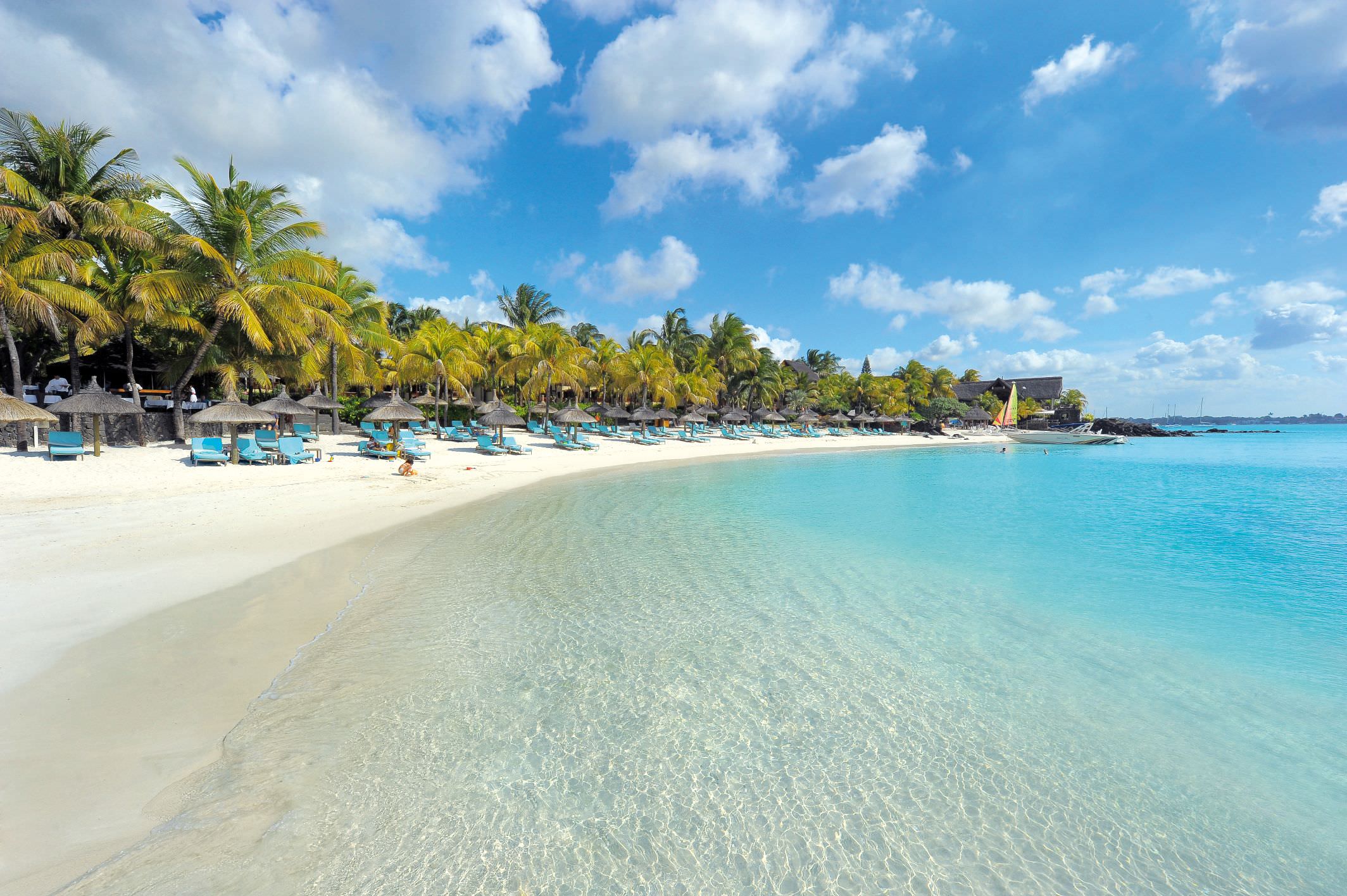 Traumhafter Strand des Resorts