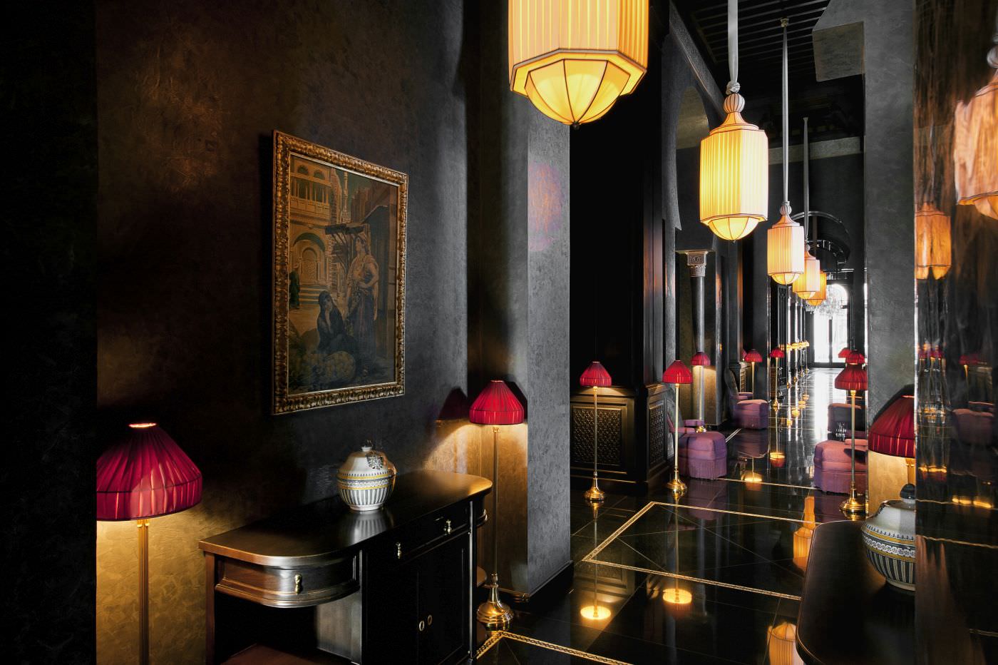 Edles Design und traditionelle Elemente lassen dieses Haus erstrahlen