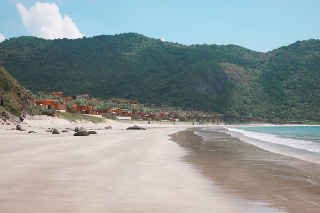 Idylle pur - der private Strand des Six Senses