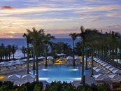 Herzlich Willkommen im St. Regis Bal Harbour