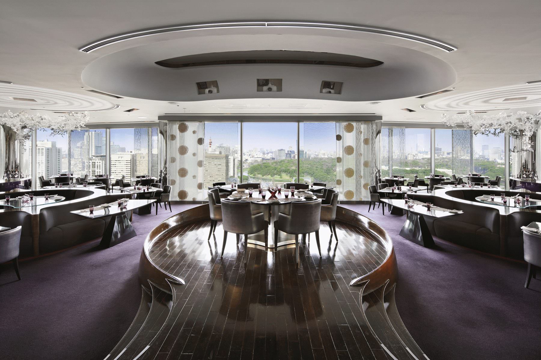 Extravagantes Design & Menü