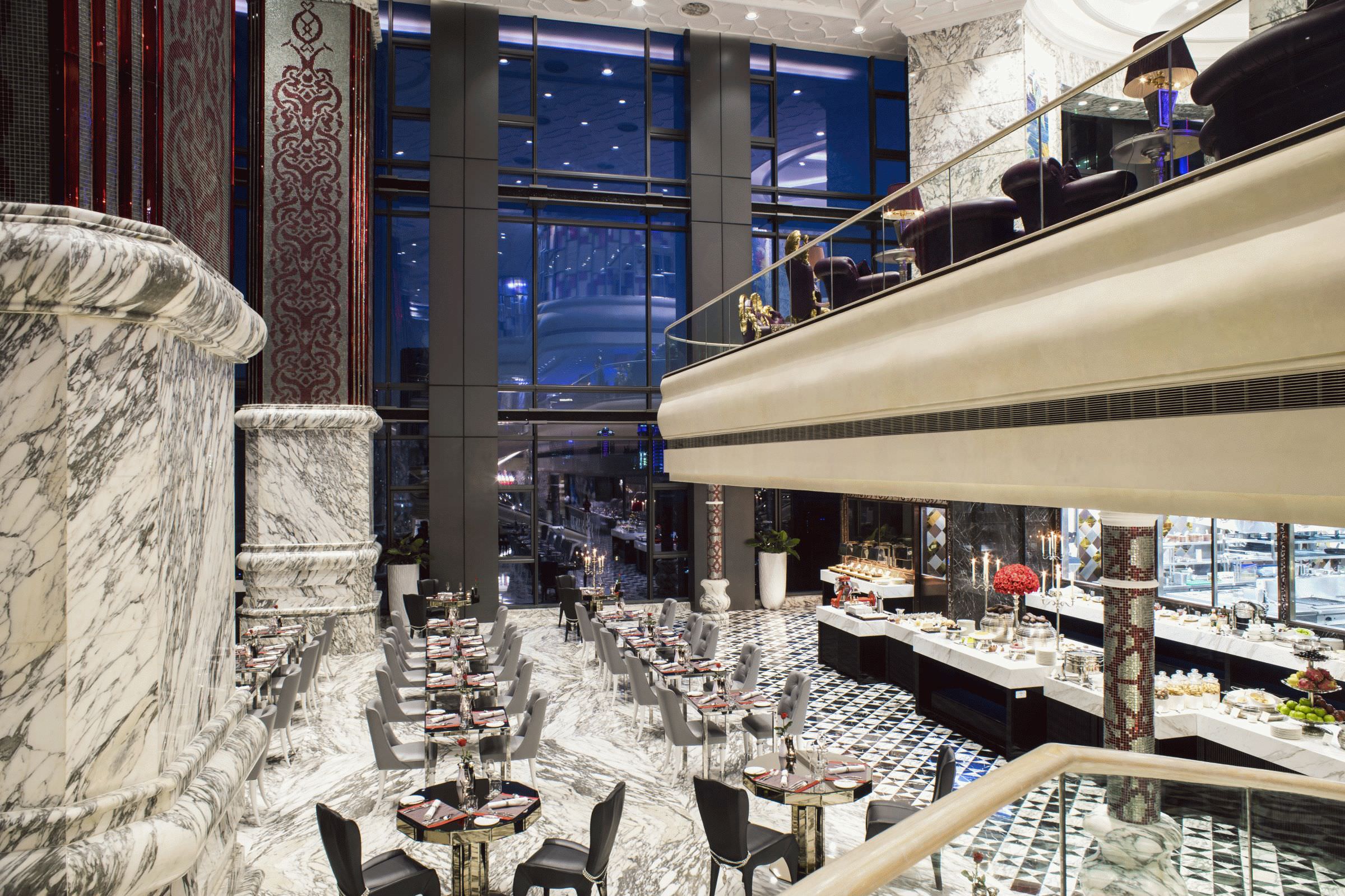 Kosmopolitisches Flair im Cafe Cardinal