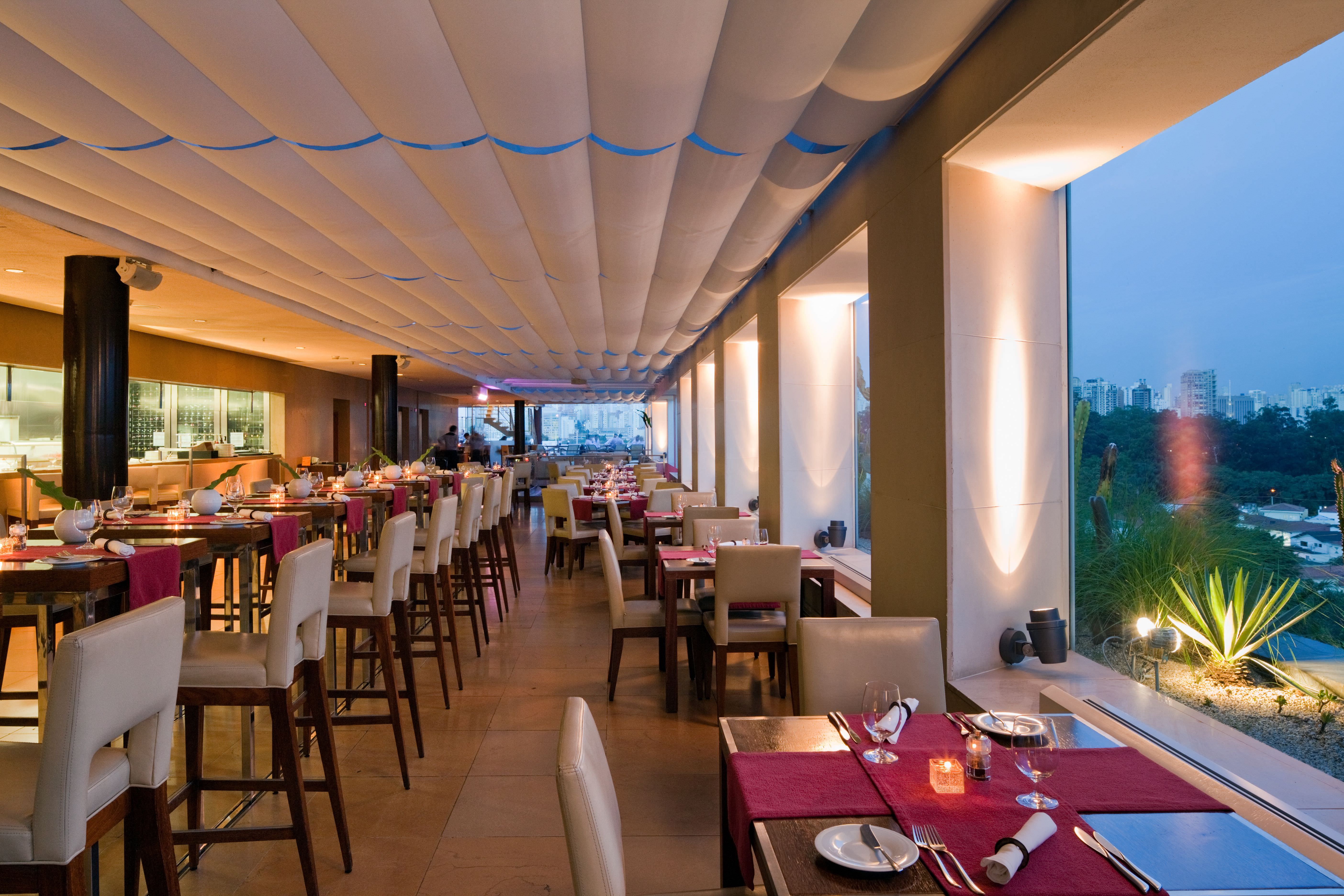 Das Skye Restaurant & Bar