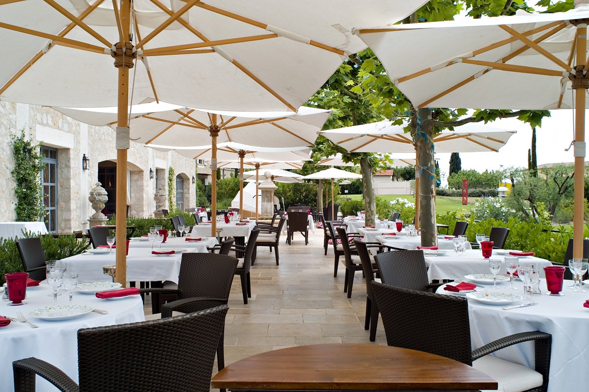 Entspannen Sie auf der Terrasse 